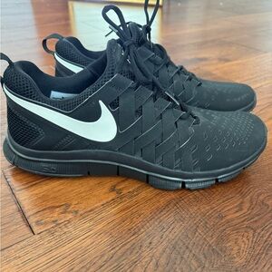Nike Free Trainer 5.0 Black and White Running Shoes